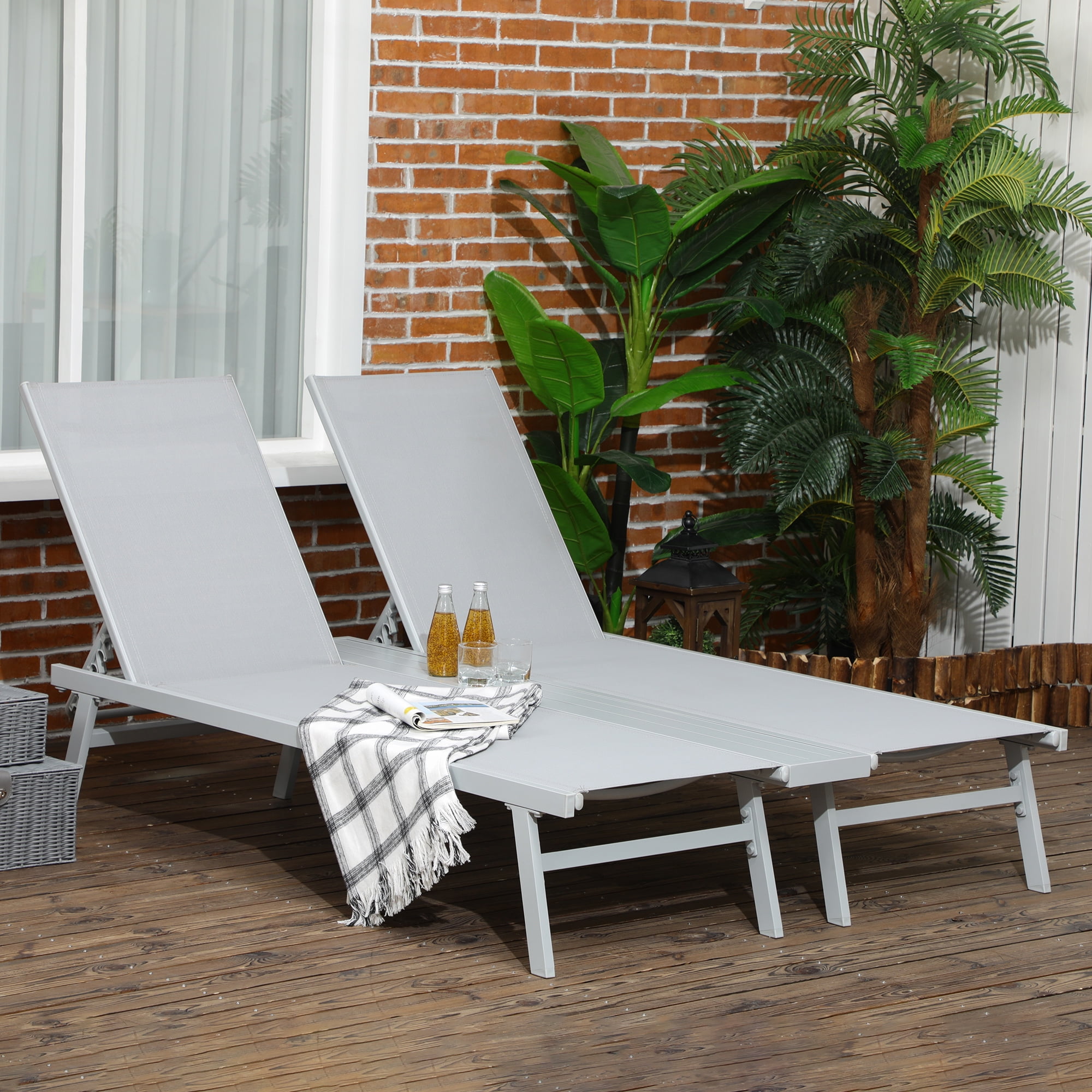 Light Gray Mesh and Metal Conjoined Chaise Lounge Set