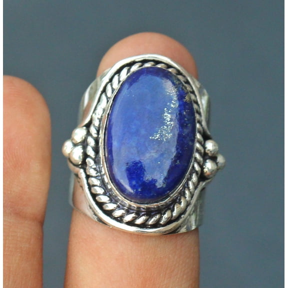 Oval Blue Lapis Lazuli Ring in 925 Sterling Silver