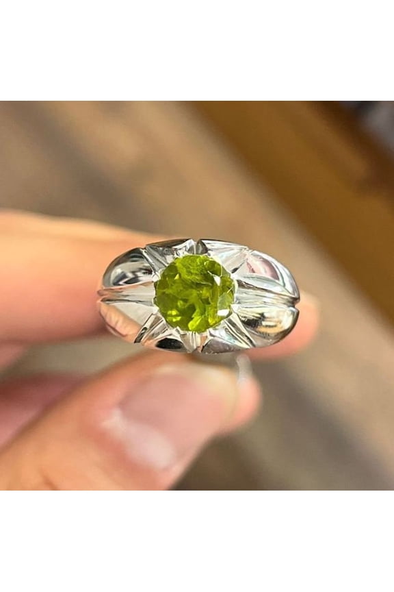Oval Cut 5 Carat Dark Green Peridot Women Ring Sterling Silver 925 Handmade Green Beryl Ring Peridot Bezel Ring Fresh Green Peridot Sterling Silver 925 Handmade Ring, High Quality Peridot Ring