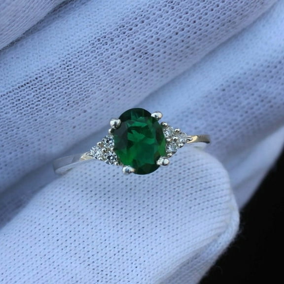 Oval Cut Emerald Engagement Ring 925 Sterling Silver Moissanite Ring Anniversary Gift for Women