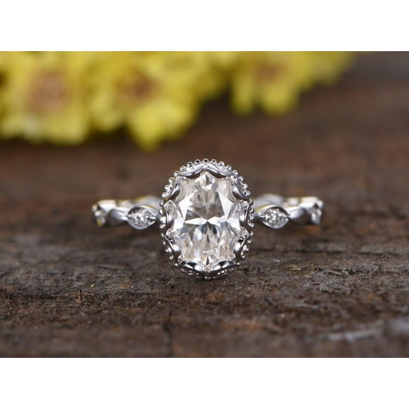 Oval cut 1.75 Ct Halo Moissanite Diamond Engagement Ring with 18k Gold Plating