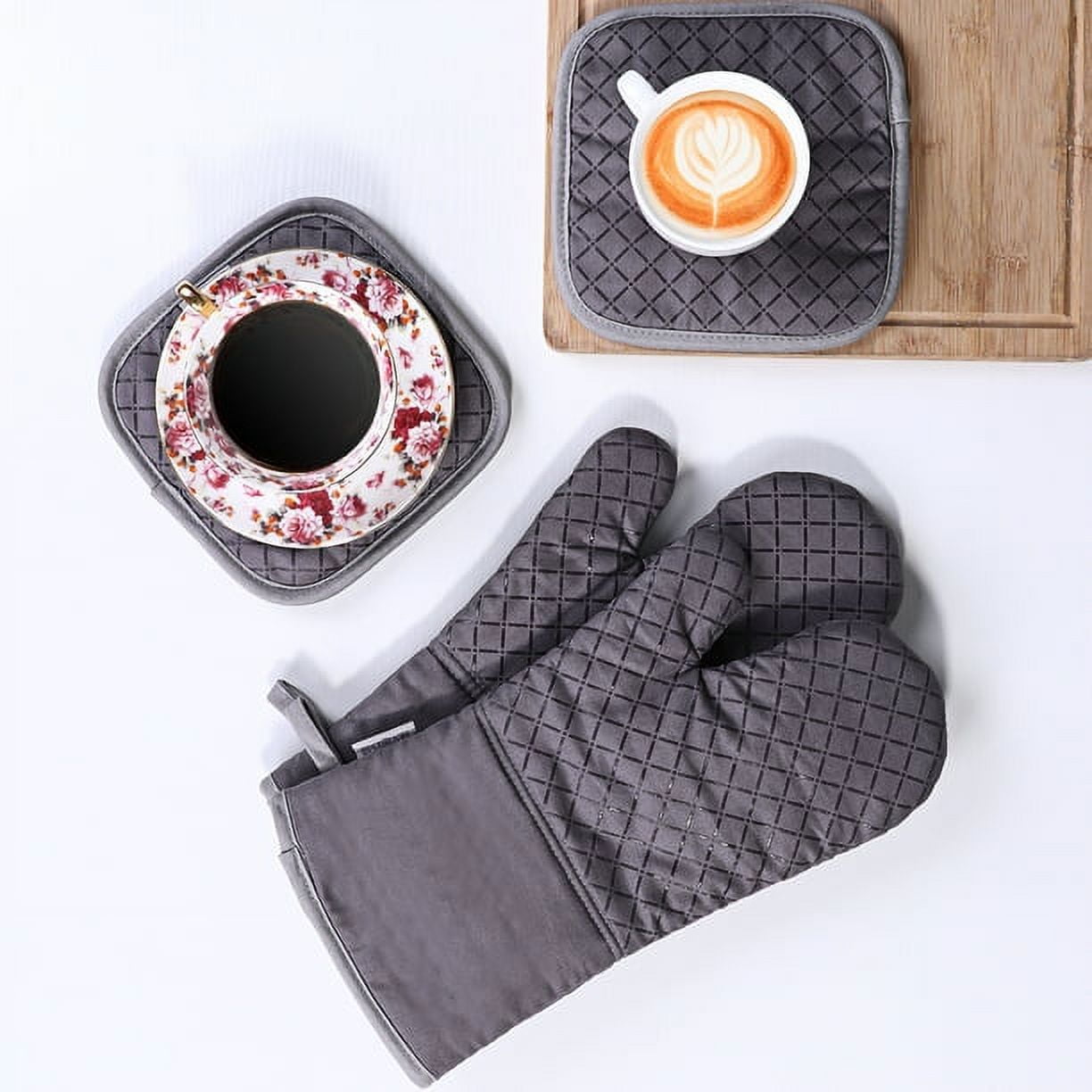 BIG RED HOUSE Oven Mitts and Pot Holders Sets, with The Heat Resistance of  Silicone and Flexibility of Cotton, Recycled Cotton Infill, Terrycloth