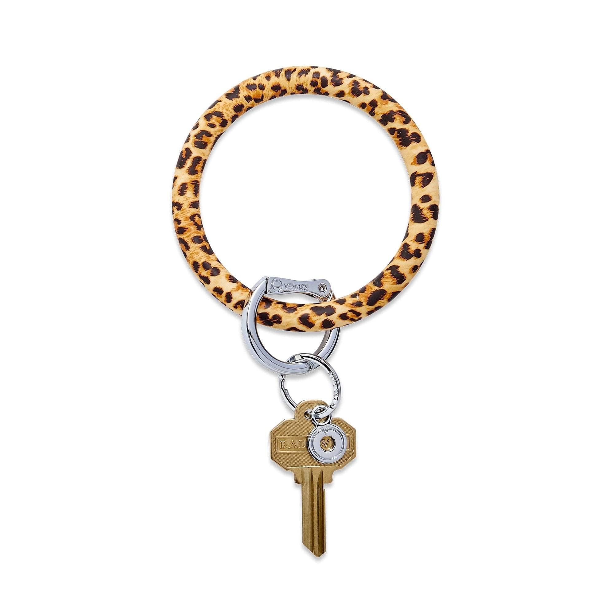 Oventure, The Original Bracelet Keychain, Silicone Big O Key Ring - Print Collection (Cheetah)