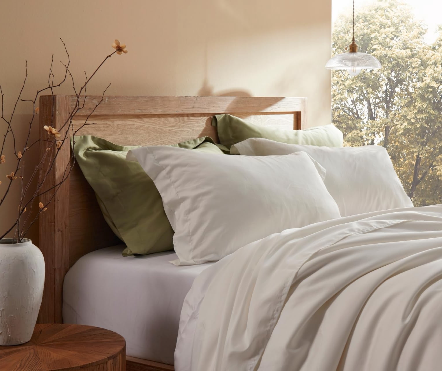 Overcloud Goose Feather and Down Pillows Queen Size Set of 2, with Premium 100% Cotton Shell | Goose Down Blend, Ergonomic Neck Support, Hotel-Grade Comfort | Hypoallergenic & Airflow-Enhanced Des