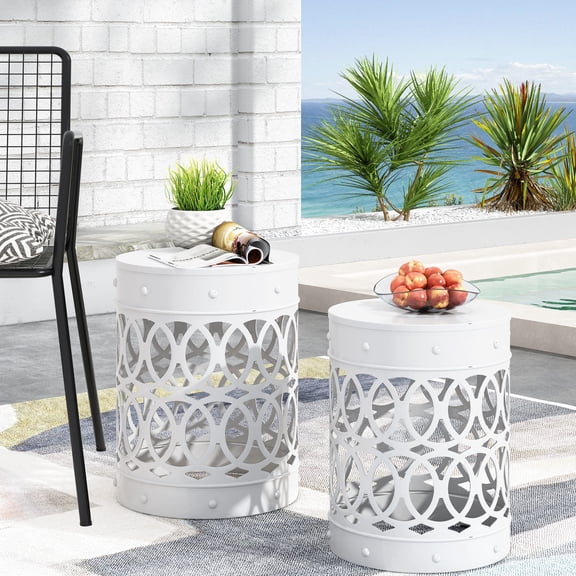 Overlapping Circle Design / Outdoor Conversation Area / Stylish Space Upgrade