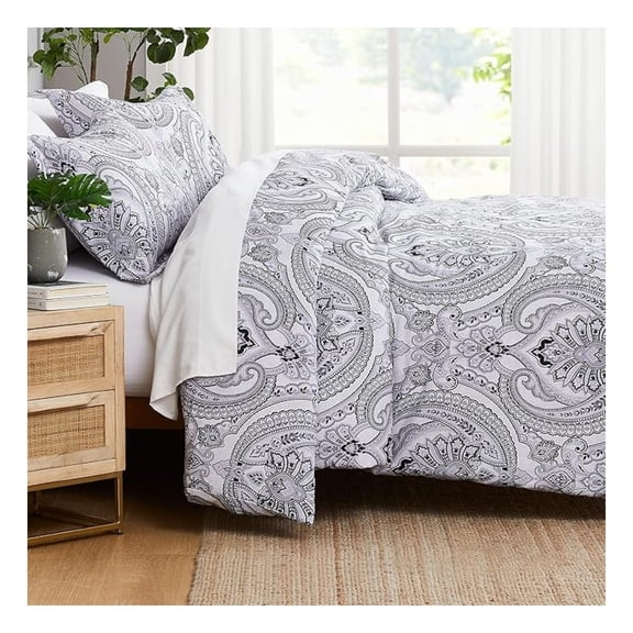 Oversized Full/Queen Size Comforter Bedding Set, Boho Bedding, Paisley Bedspread, Full Size/Queen Bed Comforter Set with 2 Matching Shams, Pure Melody Black