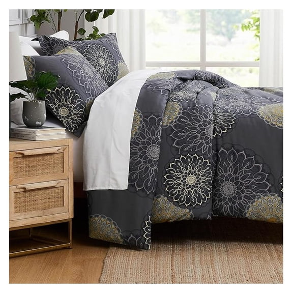 Oversized Full/Queen Sized Comforter Bedding Set, Down Boho Bedspread, Paisley Floral Comforter, Full Size/Queen with 2 Matching Shams, Midnight Floral Black