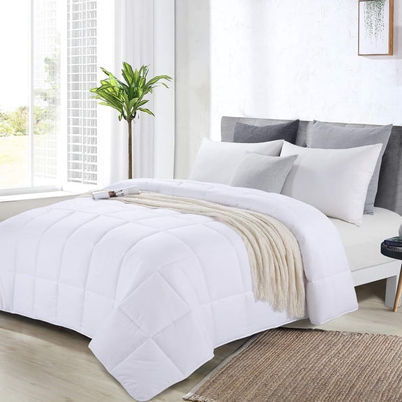 Oversized King Comforter 120x98, Lightweight Quilted Down Alternative Duvet Insert for All Season,White,8 Corner Tabs