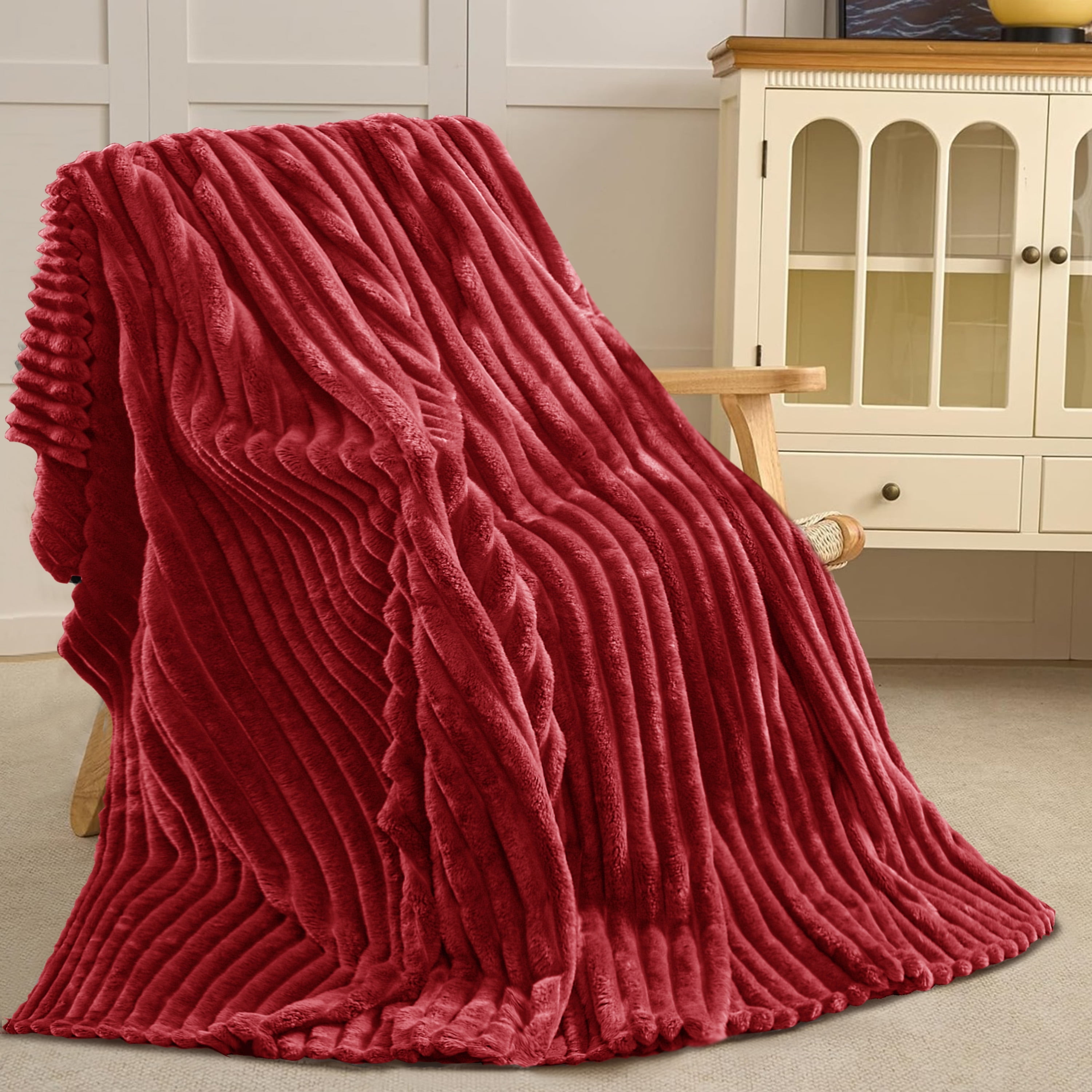 Oversized Queen Blanket for Bed (90”x100”), 400GSM Super Soft & Warm Fleece Throw Blankets for Bed, Couch, Sofa - 3D Ribbed Fluffy Lightweight Blanket All Season&nbsp;Use