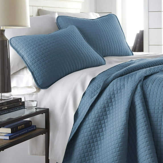 Oversized Square Stitched Solid Embroidered 3-Piece Quilt Set by Southshore Fine Linens