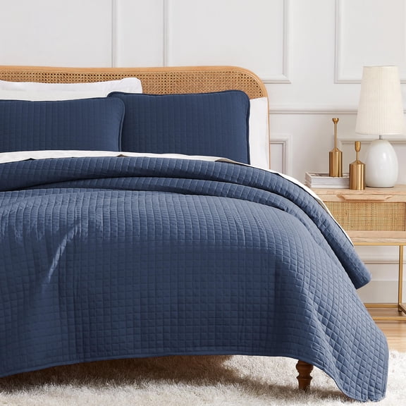 Oversized Square Stitched Solid Embroidered 3-Piece Quilt Set by Southshore Fine Linens