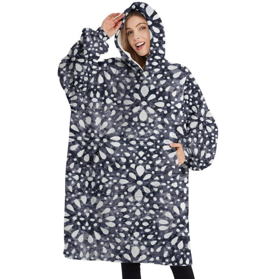 Oversized Wearable Blanket Hoodie,Blue and White Abstract Pattern Sherpa Blanket Hoodie with Super Pockets,Super Warm Fuzzy Pullover for Women & Men