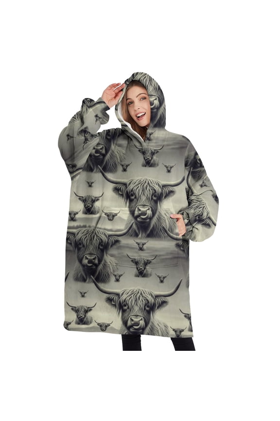 Oversized Wearable Blanket Hoodie,Gray Highland Cow Layer Pattern Sherpa Blanket Hoodie with Super Pockets,Super Warm Fuzzy Pullover for Women & Men