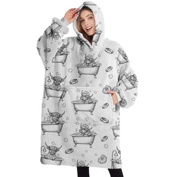 Oversized Wearable Blanket Hoodie,White Highland Cow Bathtub Bubble Pattern Sherpa Blanket Hoodie with Super Pockets,Super Warm Fuzzy Pullover for Women & Men
