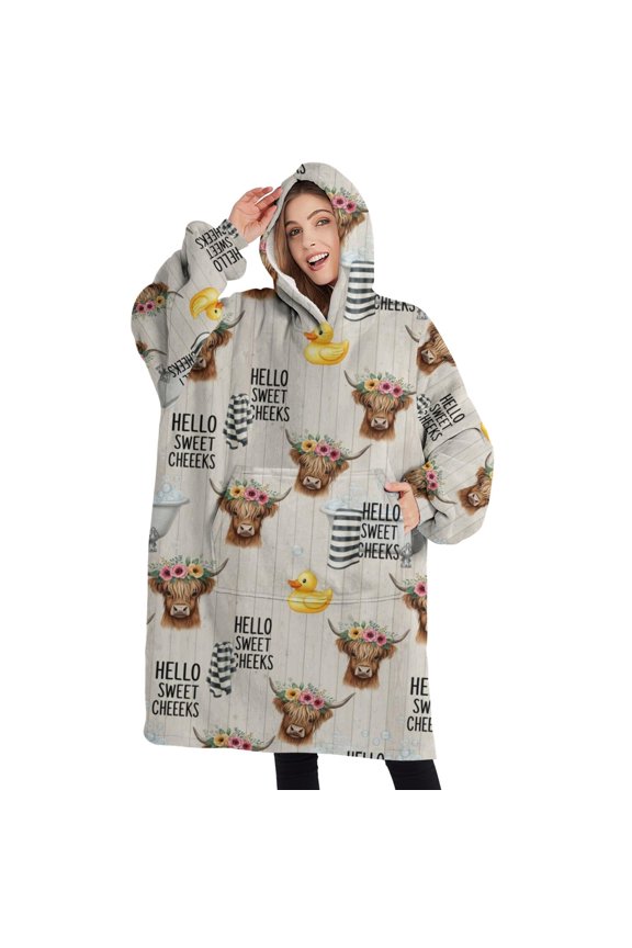 Oversized Wearable Blanket Hoodie,White Highland Cow Flower Bathtub Pattern Sherpa Blanket Hoodie with Super Pockets,Super Warm Fuzzy Pullover for Women & Men