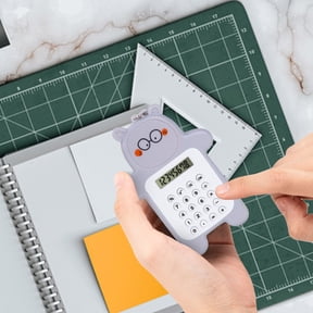 Ovzne Cute Bear Calculator - Handheld, Button Battery Powered, 9.5Cm X 6.5Cm, Ideal For Schools And Children, With Ergonomic Design, Automatic Shutdown
