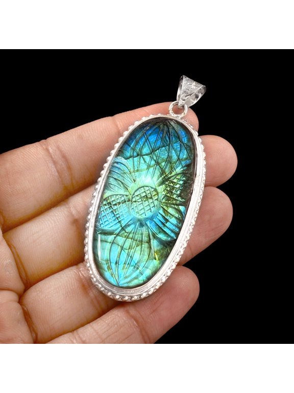 Owais Gems And Jewelry Laborite Gemstone 149 CT's Oval Shape Multi Fire Silver Pendant Unisex Adults Jewelry.