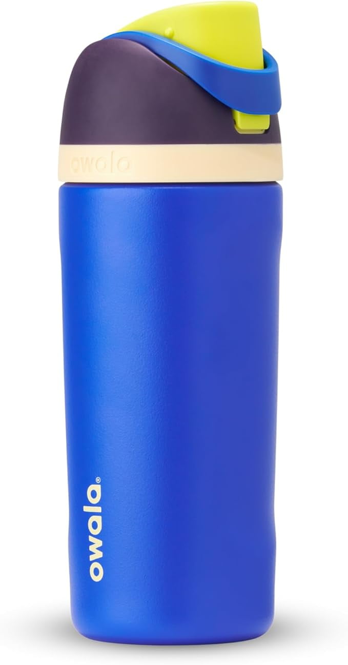 Amazon.com: Owala Kids FreeSip Insulated Stainless Steel Water Bottle with  Straw for Sports, Travel, and School BPA-Free Sports Water Bottle, 16 oz,  