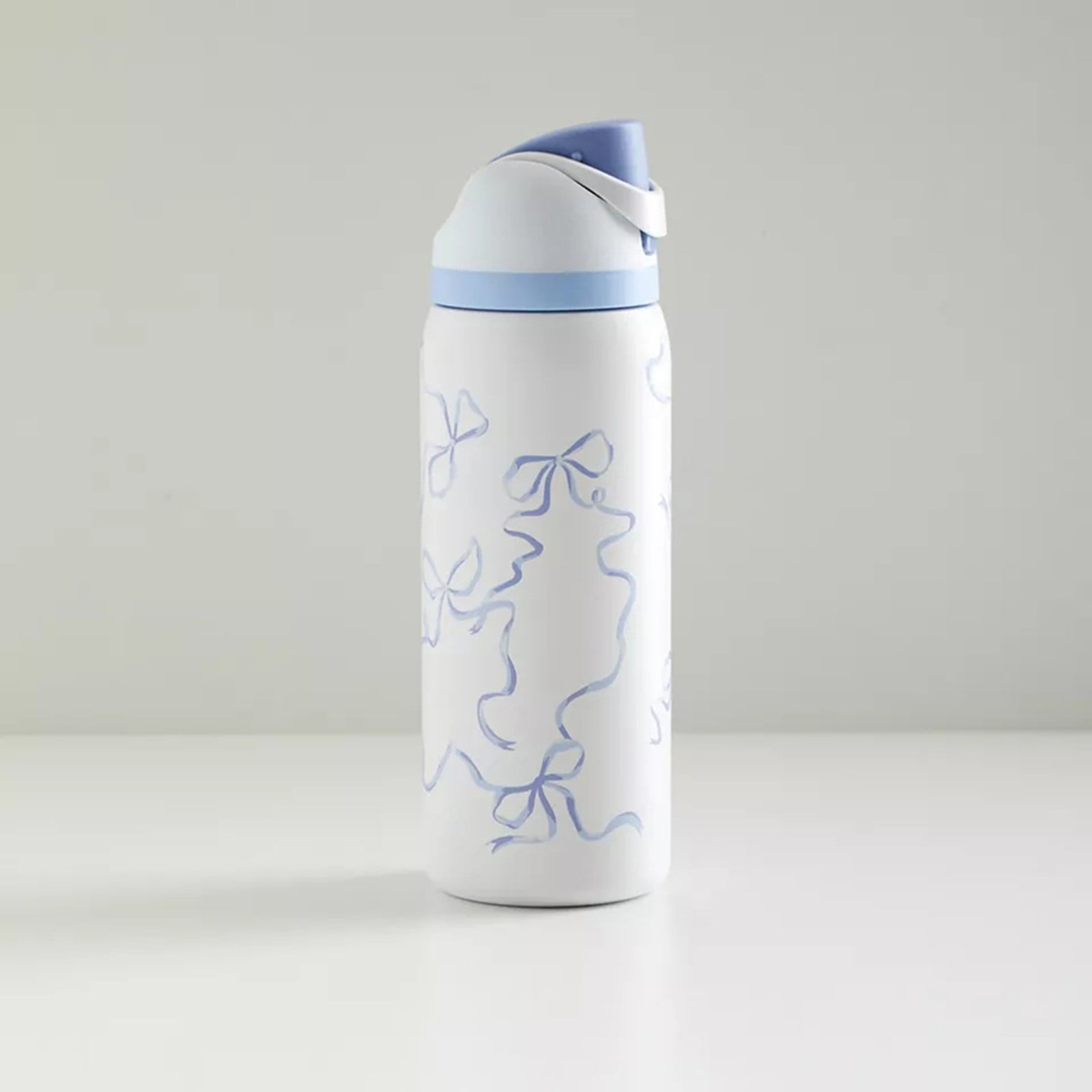 FUNLN 32oz FreeSip Insulated Water Bottle - Exclusive Tied and
