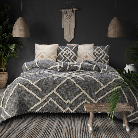 Ox Bay King Size Shag Geometric Fringed Black/Ivory Cotton Washable Coverlet, 96” x 108”
