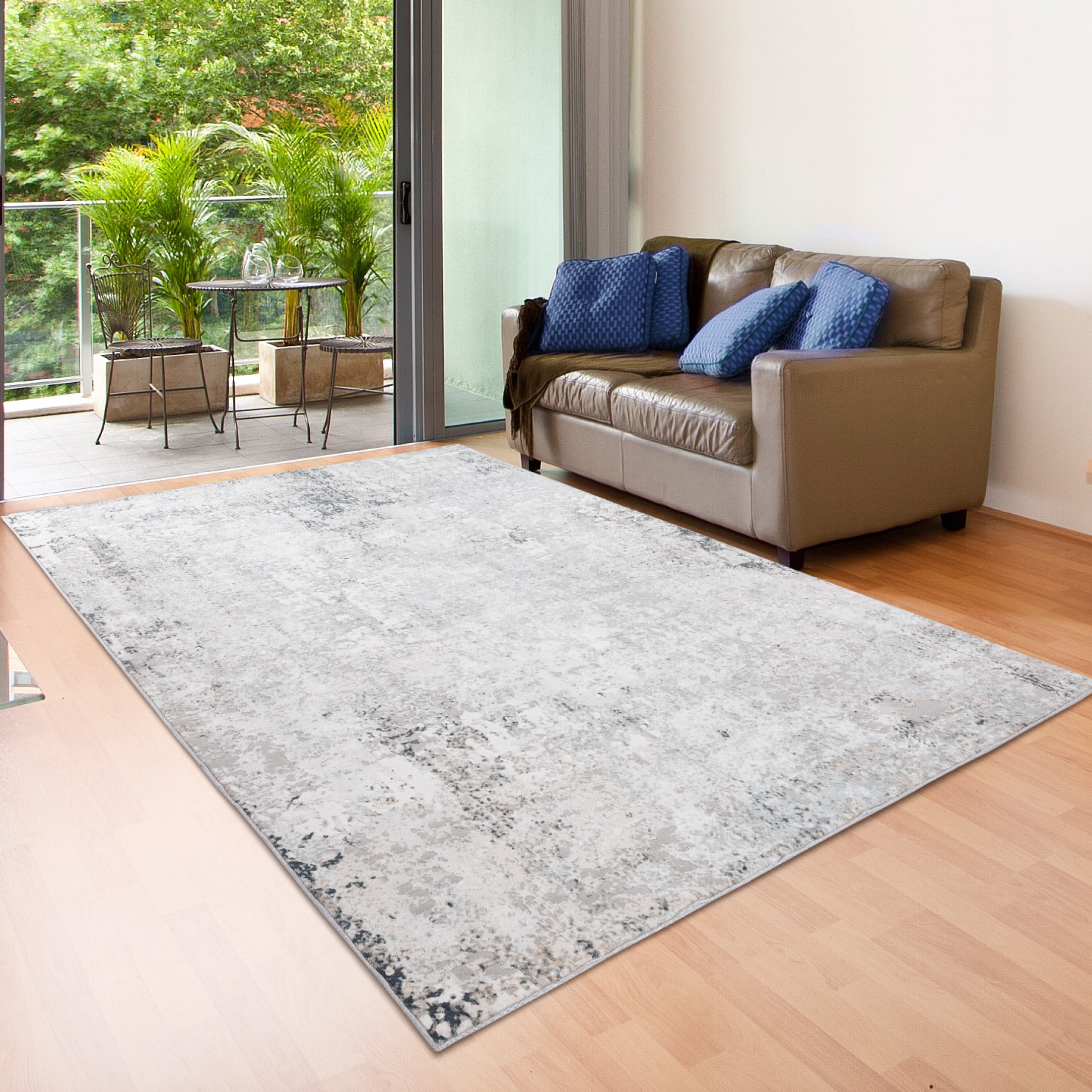 Ox Bay Silas 4' x 6' Gray/Cream Geometric Trellis Indoor Area Rug, Polyester, Durable and Easy Care