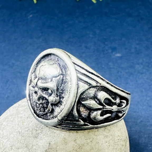 Oxidized Sterling Silver Skull Ring: Gothic Biker Jewelry
