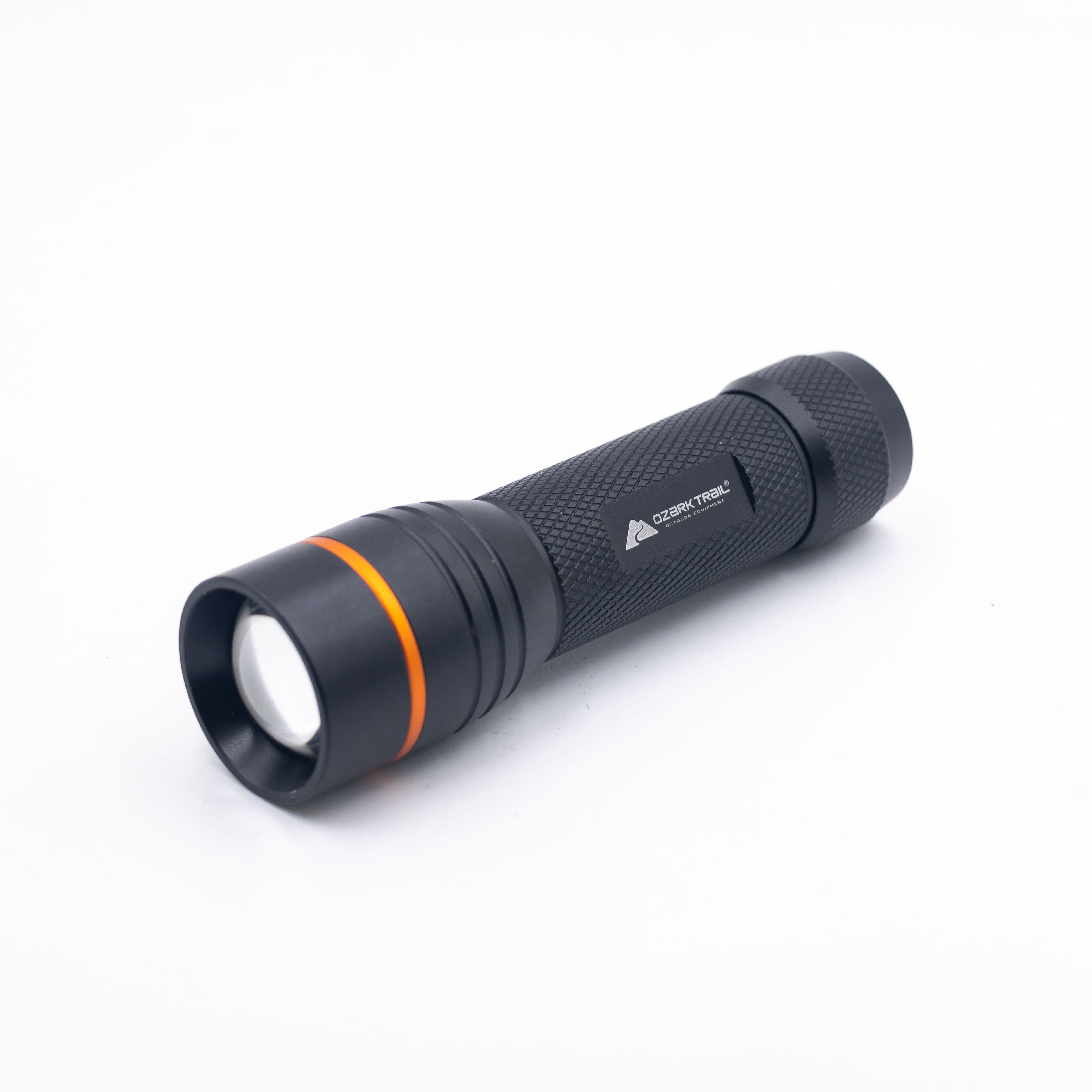 Ozark Trail 420 Lumens LED Flashlight with 3AAA Batteris Black