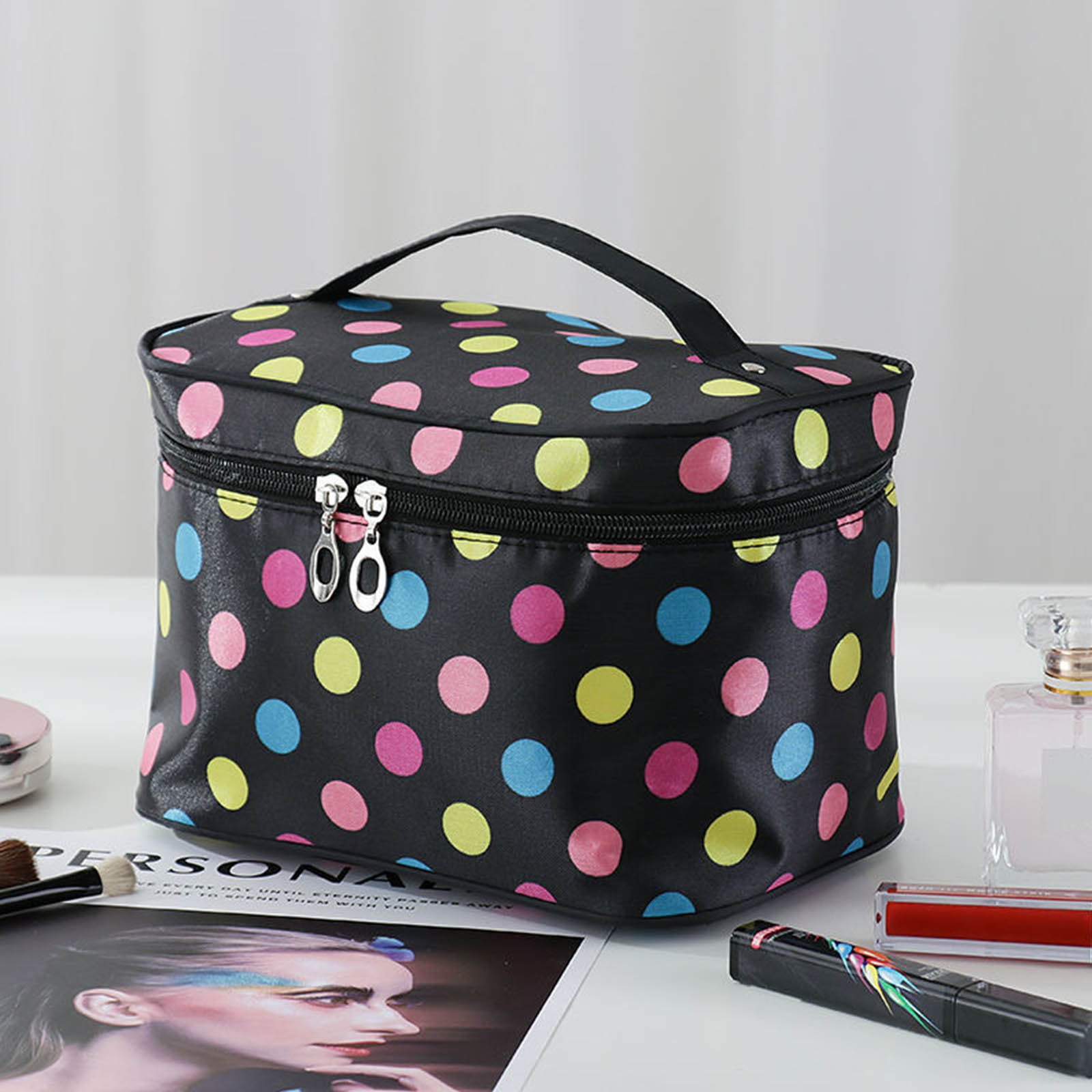 Ozmmyan Portable Makeup Bag With Large Storage Capacity, Exquisite And