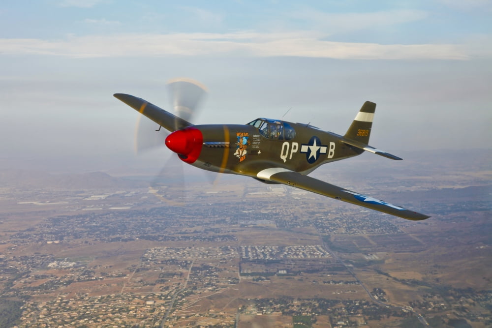 P-51B Mustang in flight over China California Canvas Art - Scott GermainStocktrek Images (18 x 12)