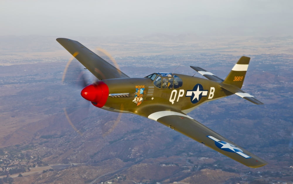 P-51B Mustang in flight over China California Canvas Art - Scott GermainStocktrek Images (35 x 22)