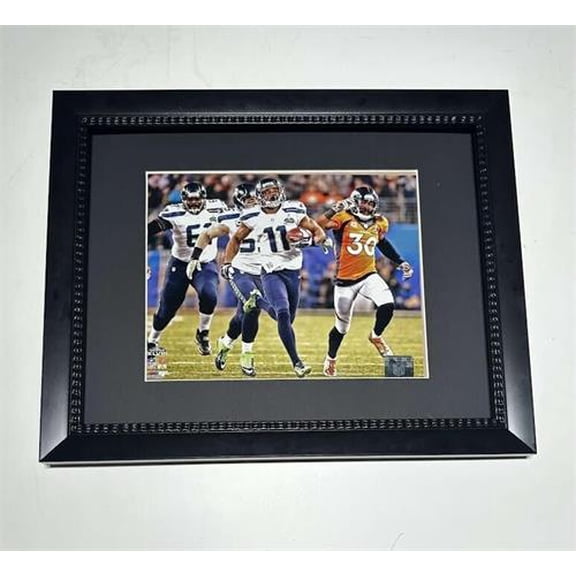 P. Harvin - Seattle Team Football  11x14 Frame
