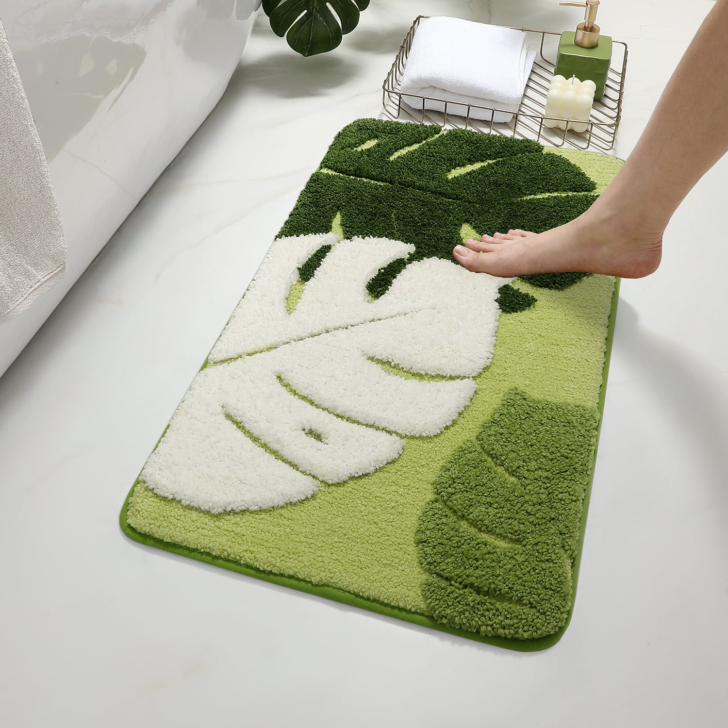 PABUBE Monstera Leaf Bathroom Rug, 17"x29", Cute Green Plush Bath Mat, Fluffy Soft & Absorbent, Non-Slip and Machine Washable Bath Rug for Bathroom Floor