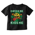 thumbnail image 1 of PACMAN St Paddys Catch Me Kiss Me Toddler Boy Girl T Shirt Infant Toddler Brisco Brands 12M, 1 of 6