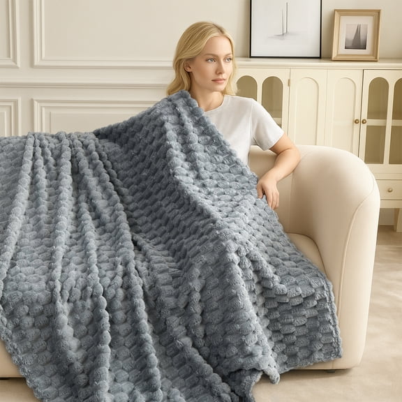 PAJEO Home Fleece Blanket for Sofas or Beds - 3D Faux Tortoise Shell Jacquard Decorative Blanket - Comfortable, Soft, and Lightweight Fleece Blanket for All Seasons