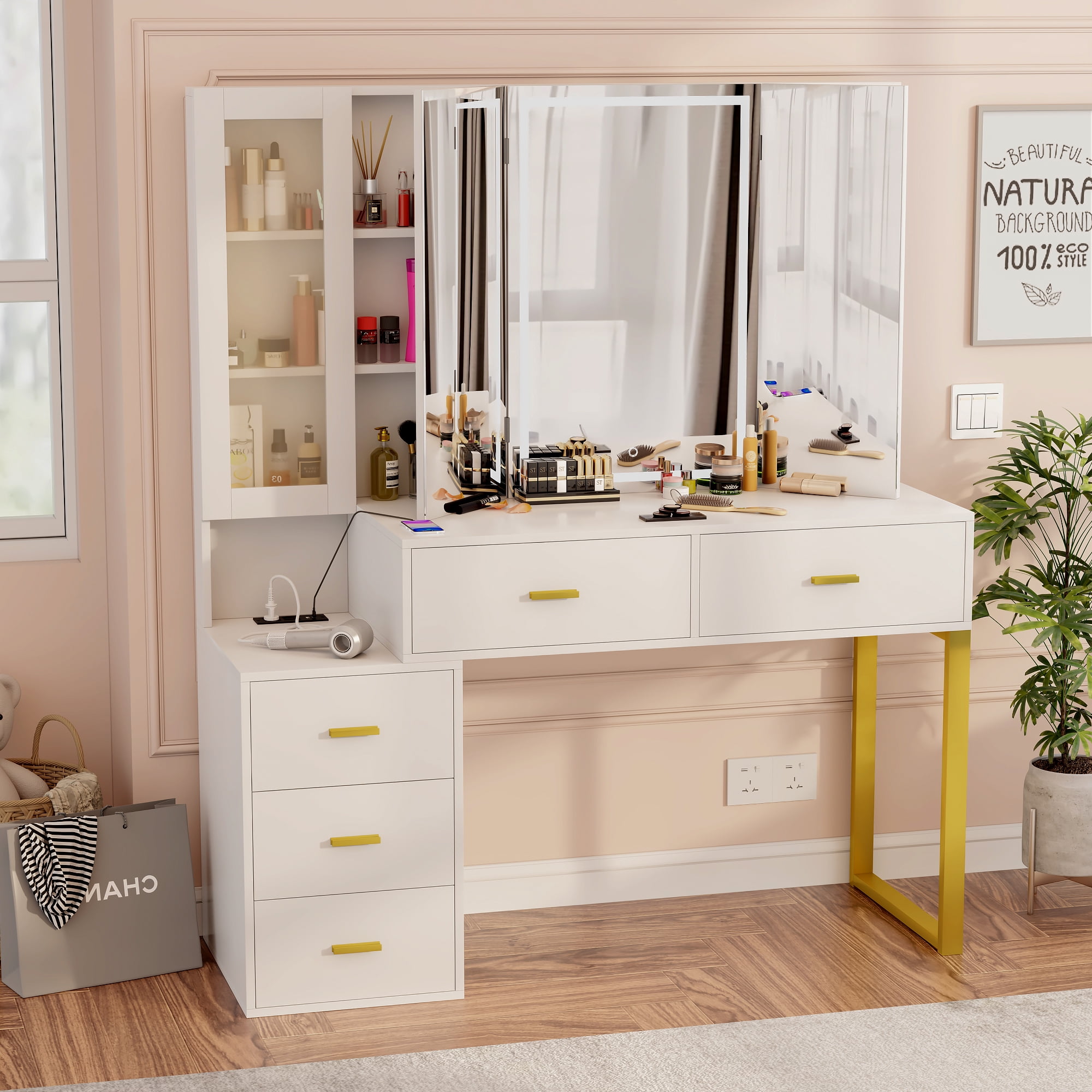 Tri fold dressing on sale table mirror