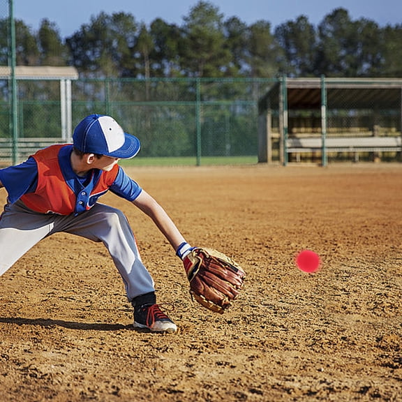 PAMINGONO 5Pcs Red Soft Softballs Eva Sponge Material for Baseball Training and Indoor Outdoor Use