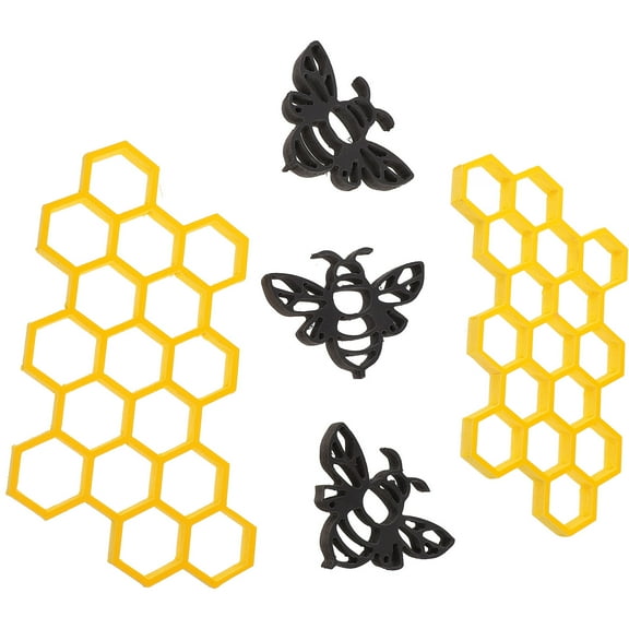 PAMINGONO Bee Hanging Decorations Honeycomb Wall Decor PVC Gold Home Decor 1 Set