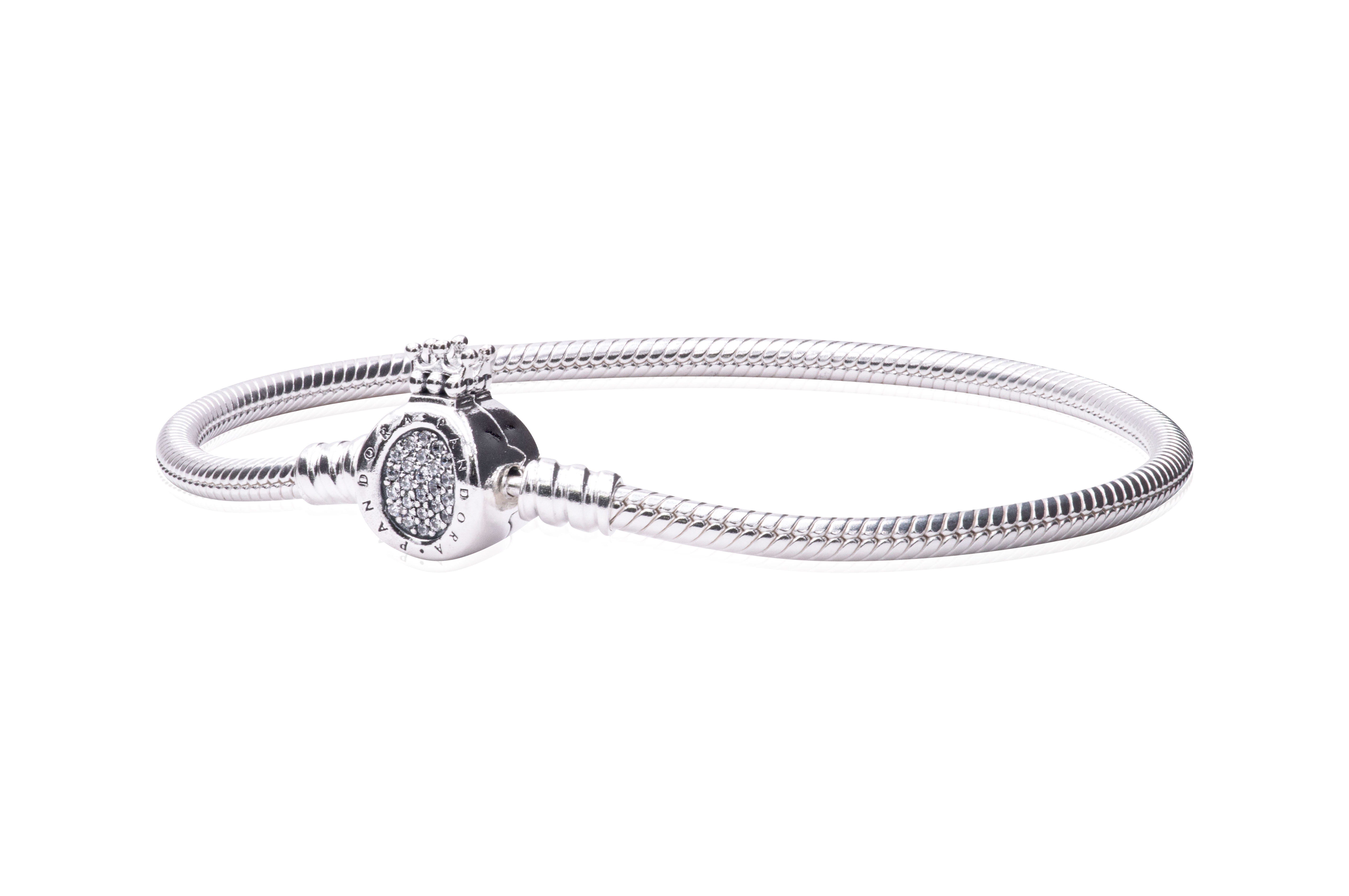 PANDORA Pandora Moments Crown O & Snake Chain Bracelet Size 23