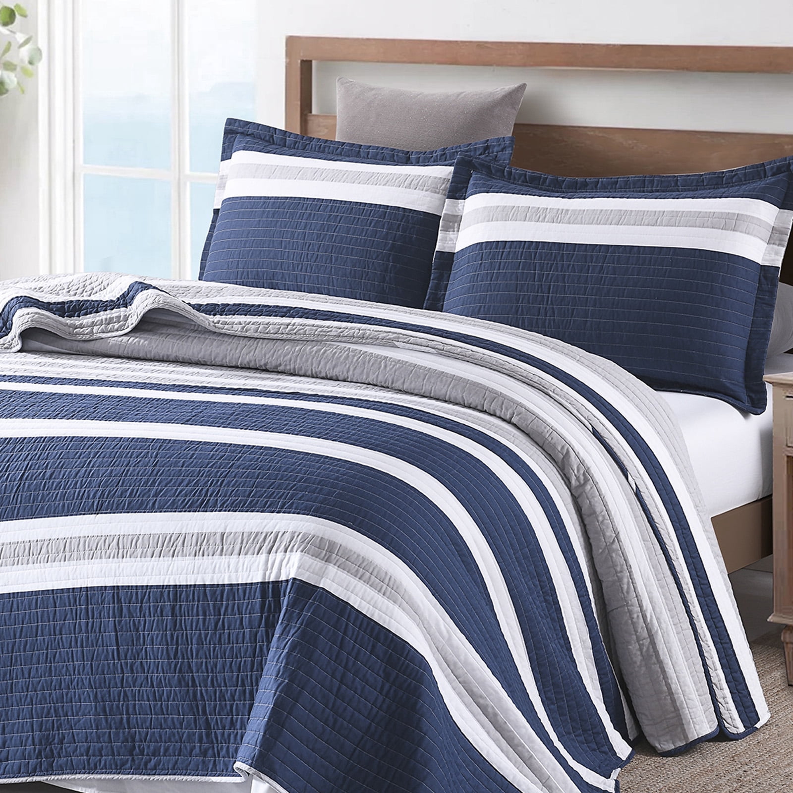 Navy Blue Quilt Kingnull