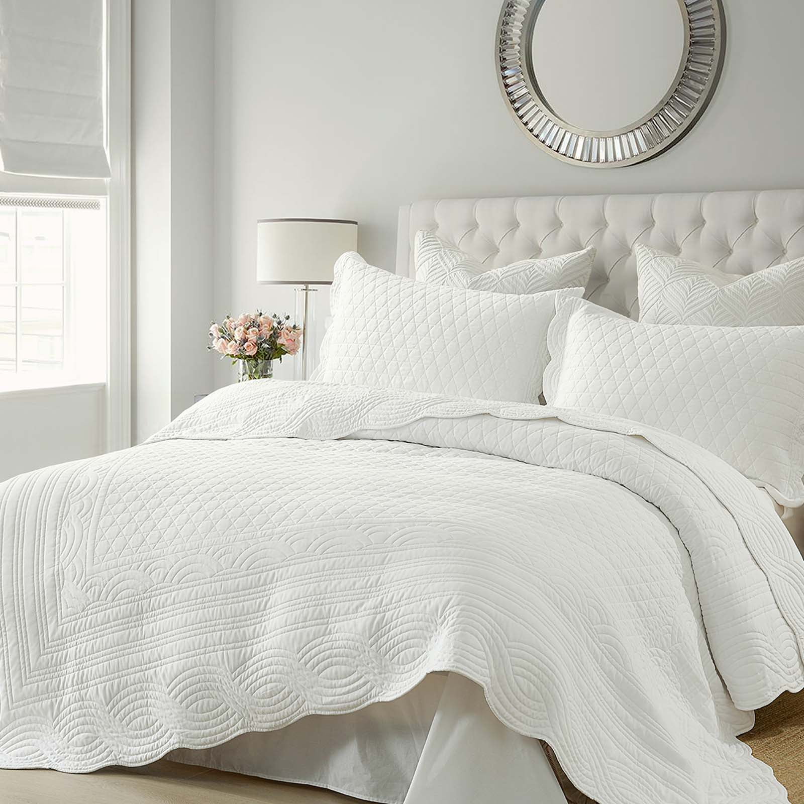 PANGUSHAN White Quilt Set Queen Size, Vintage Embossed Elegant Solid