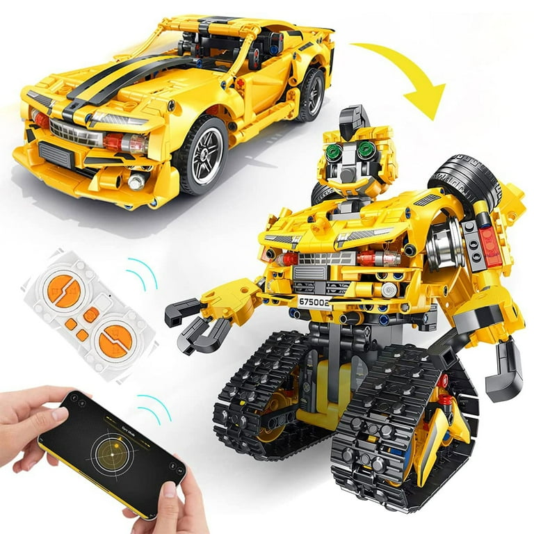 PANLOS 2 in 1 Programmable Remote Control Car Robot Toy Playset Yellow