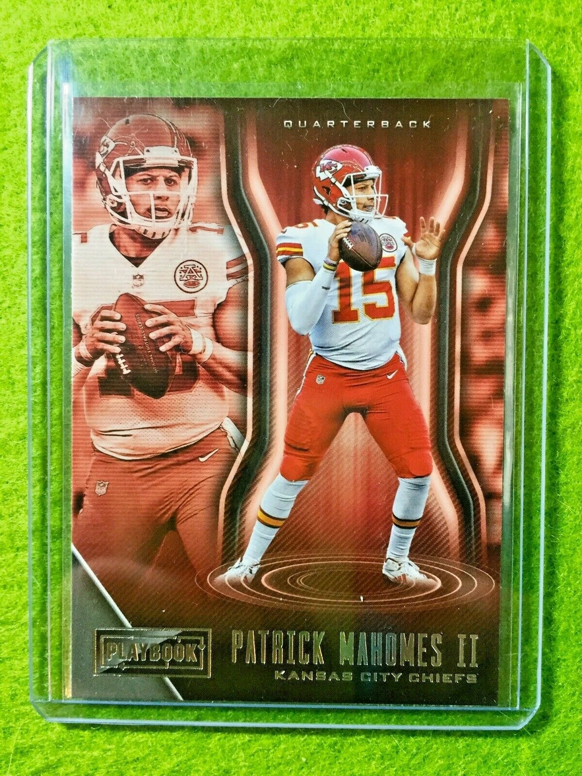 PATRICK MAHOMES CARD JERSEY #15 KANSAS CITY CHIEFS 2018 Panini Playbook Football