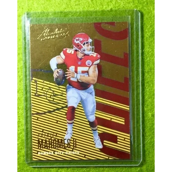PATRICK MAHOMES CARD JERSEY #15 KC CHIEFS 2018 Panini Absolute GOLD FOIL