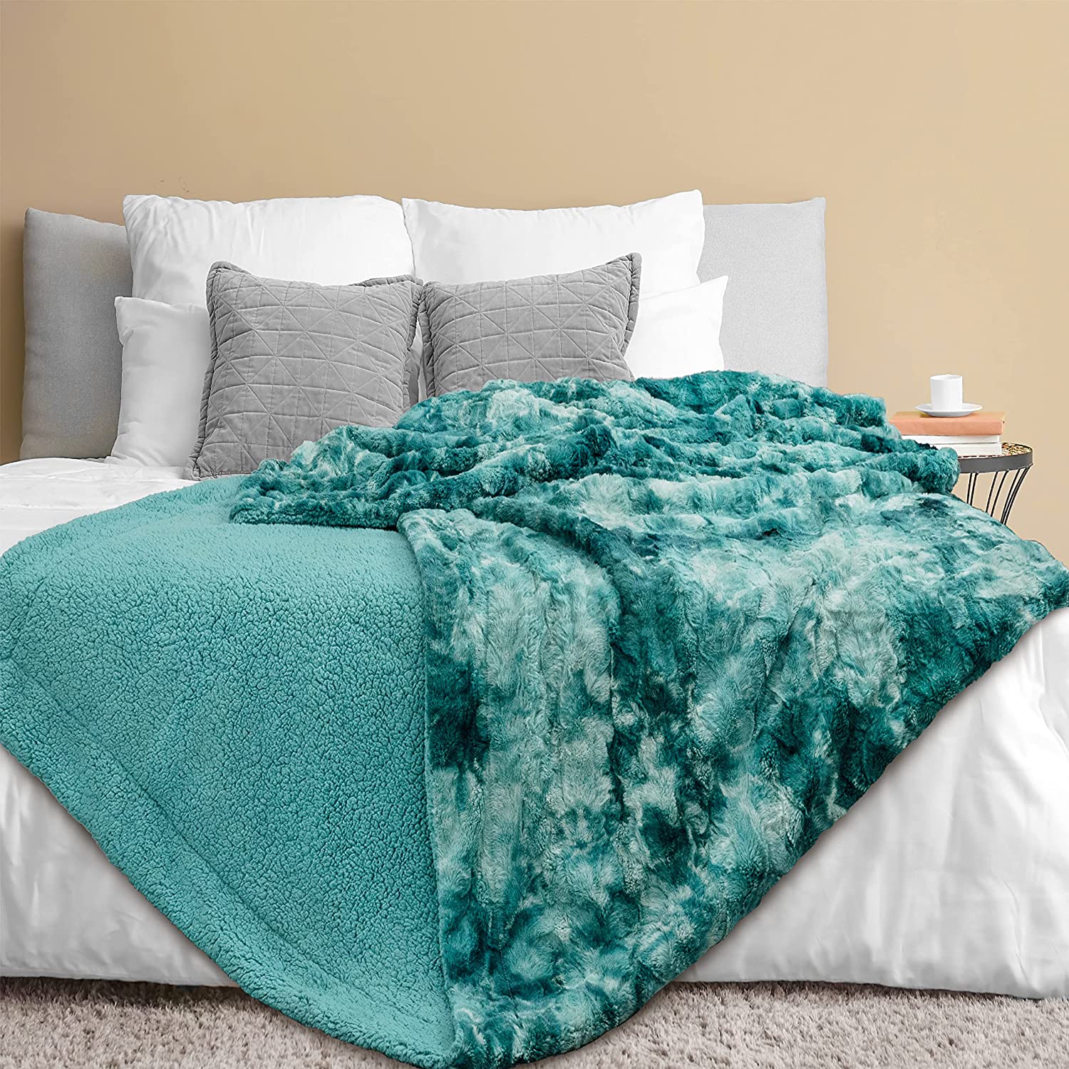 PAVILIA Faux Fur King Bed Blanket TieDye Turquoise, Soft Fuzzy Warm