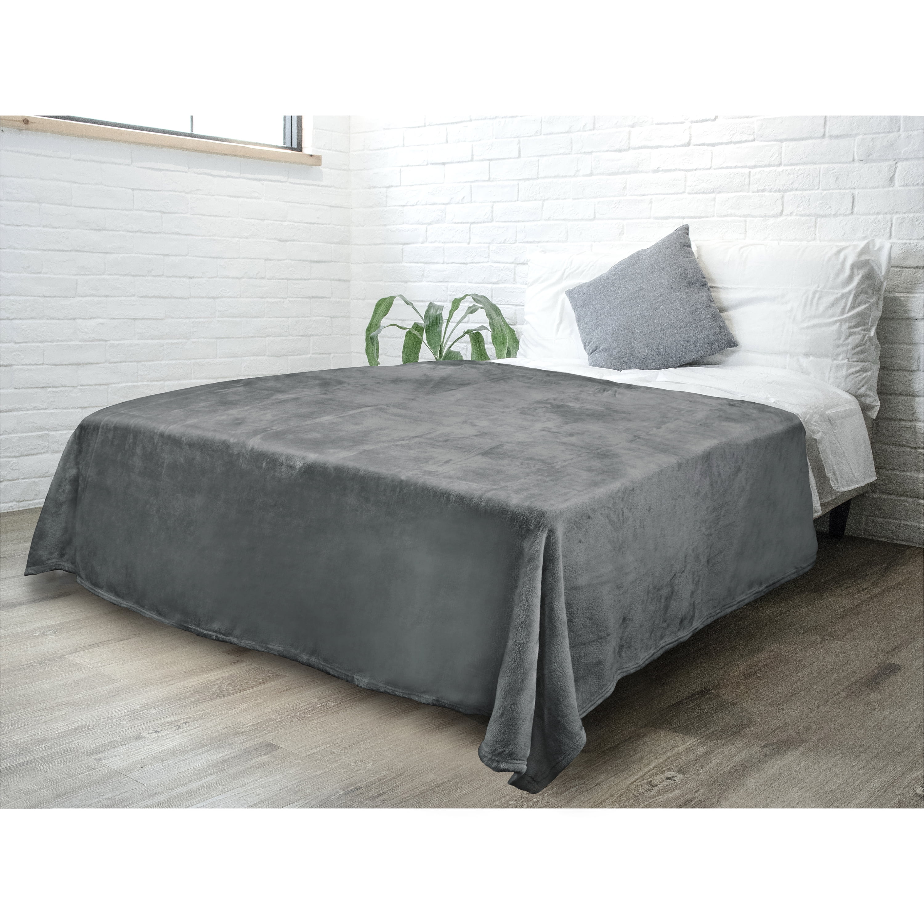 Dark Grey Twin Size Fleece Throw Blanket