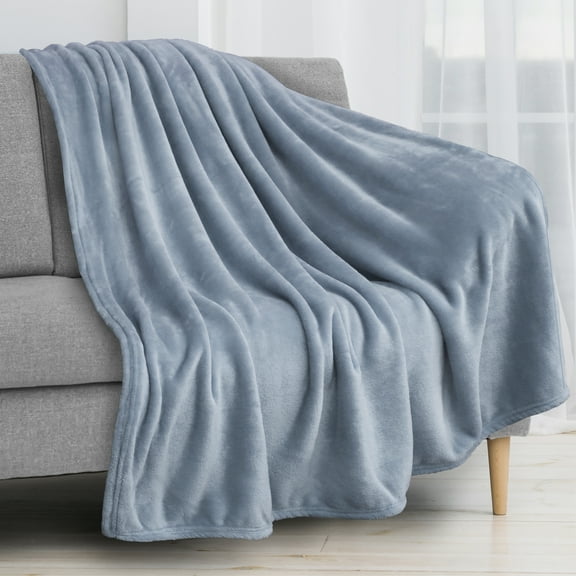 PAVILIA Fleece Blanket Throw | Super Soft, Plush, Luxury Flannel Throw | Lightweight Microfiber Blanket for Sofa Couch Bed