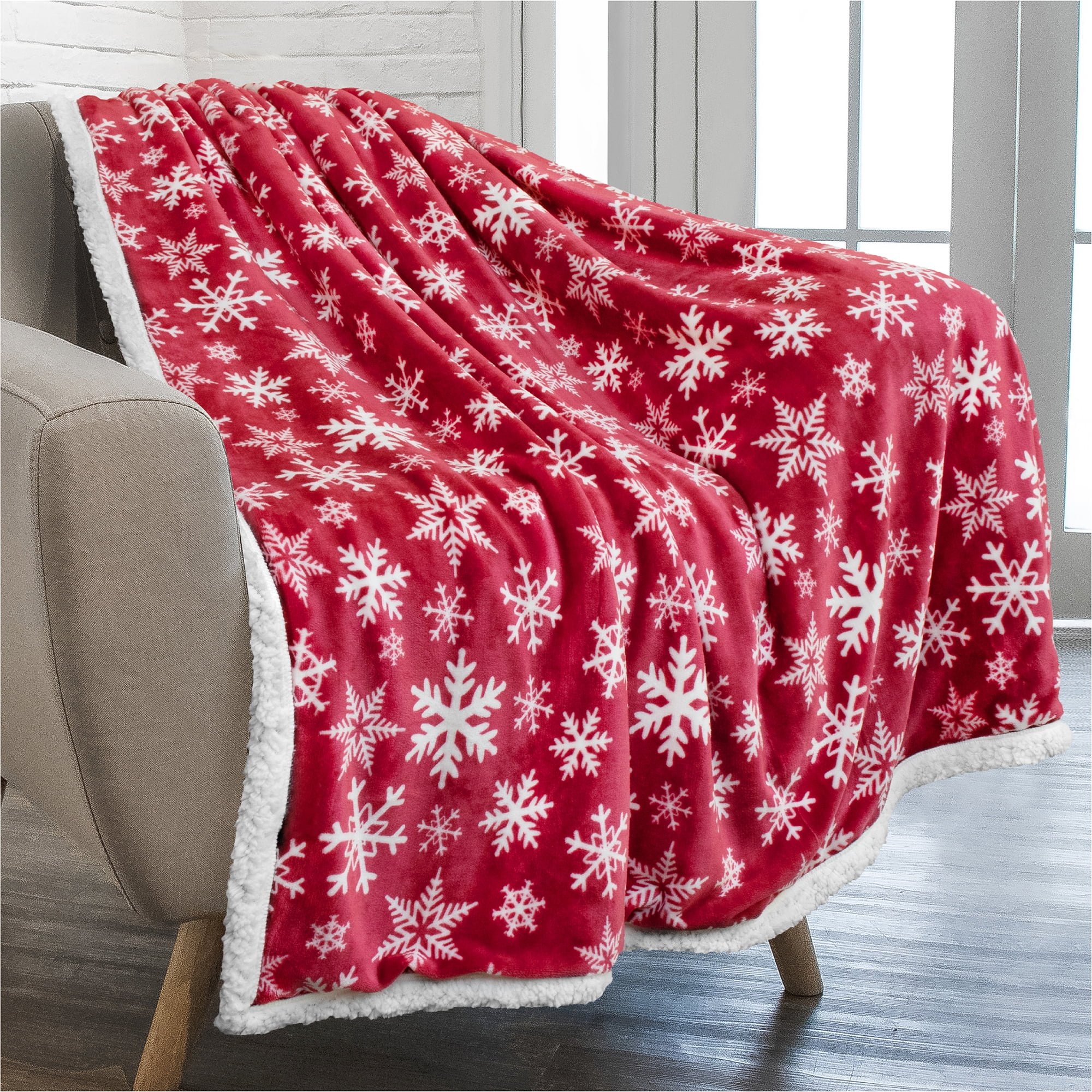 Red Snowflake Reversible Fleece Sherpa Christmas Blanket
