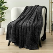 PAVILIA Sherpa Throw Blanket For Couch Sofa, Black Fluffy Warm Plush Blanket for Bed, Cozy Super Soft Lightweight Throw, Fuzzy Decorative Blanket, All Season Home, 50x60