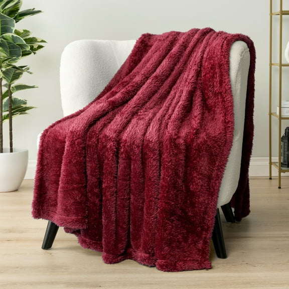 PAVILIA Sherpa Throw Blanket For Couch Sofa, Wine Red Fluffy Warm Plush Blanket for Bed, Cozy Super Soft Lightweight Throw, Fuzzy Decorative Blanket, All Season Home, 50x60
