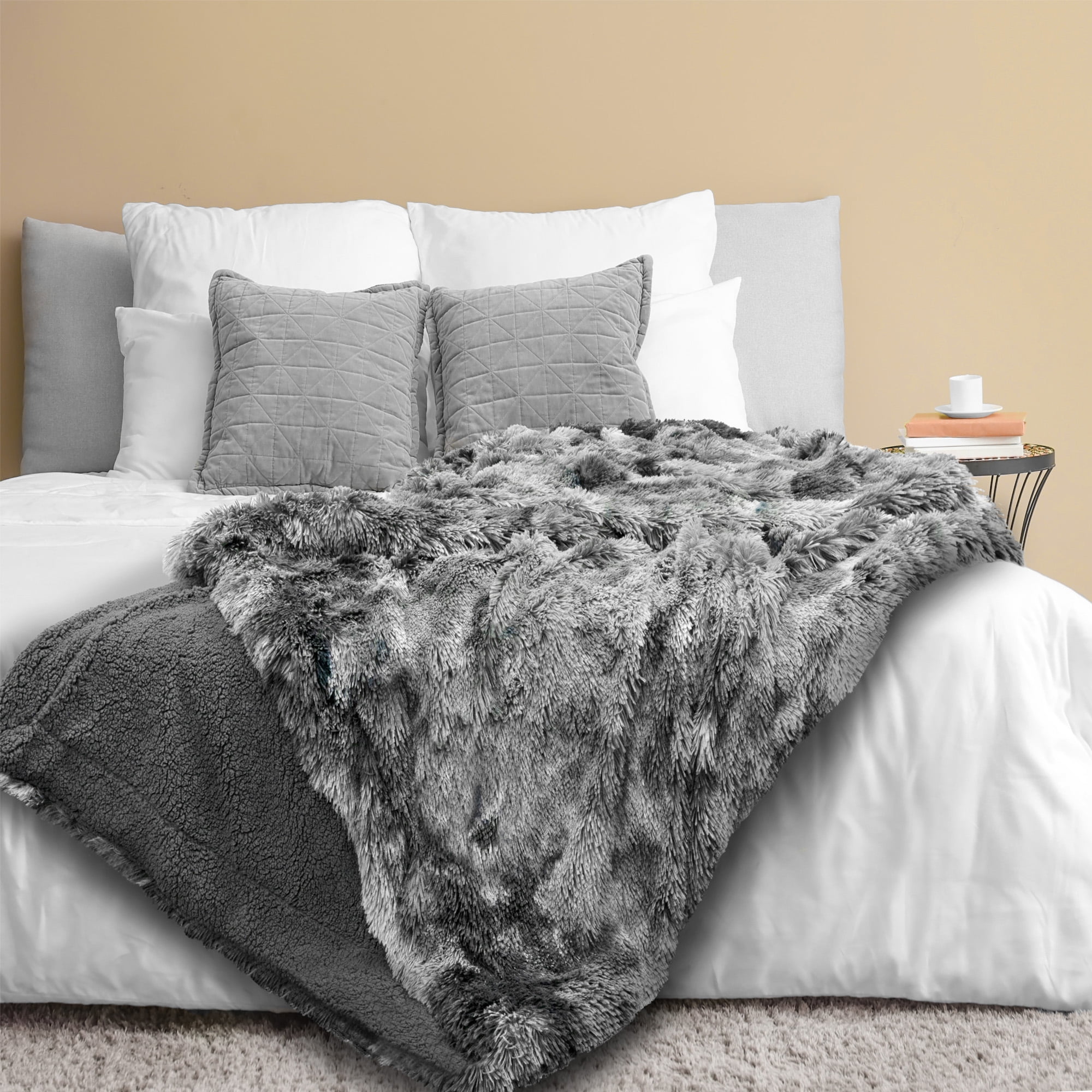 PAVILIA Fluffy Faux Fur Sherpa Bed Blanket, King, TieDye Grey, for